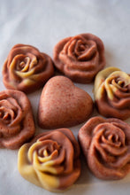 Load image into Gallery viewer, Marigold and Melon Goat Milk Soap